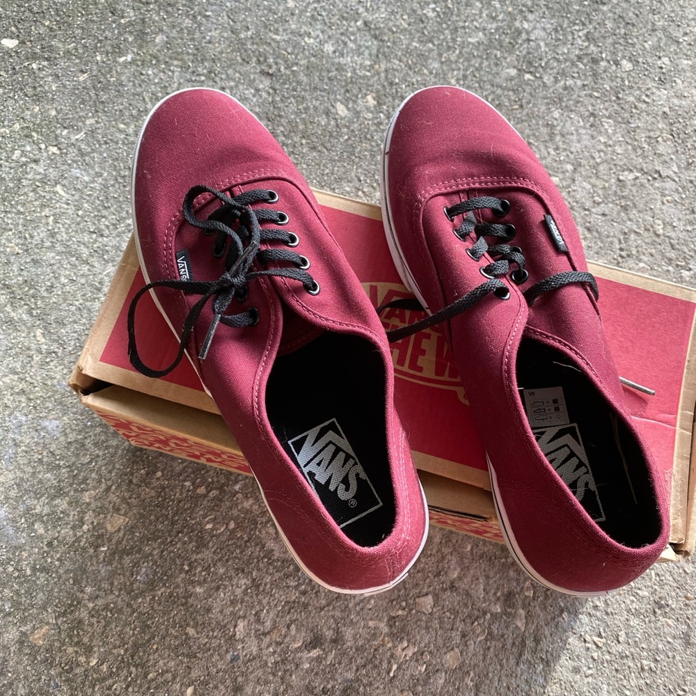 Vans Authentic Lo Pro shoes